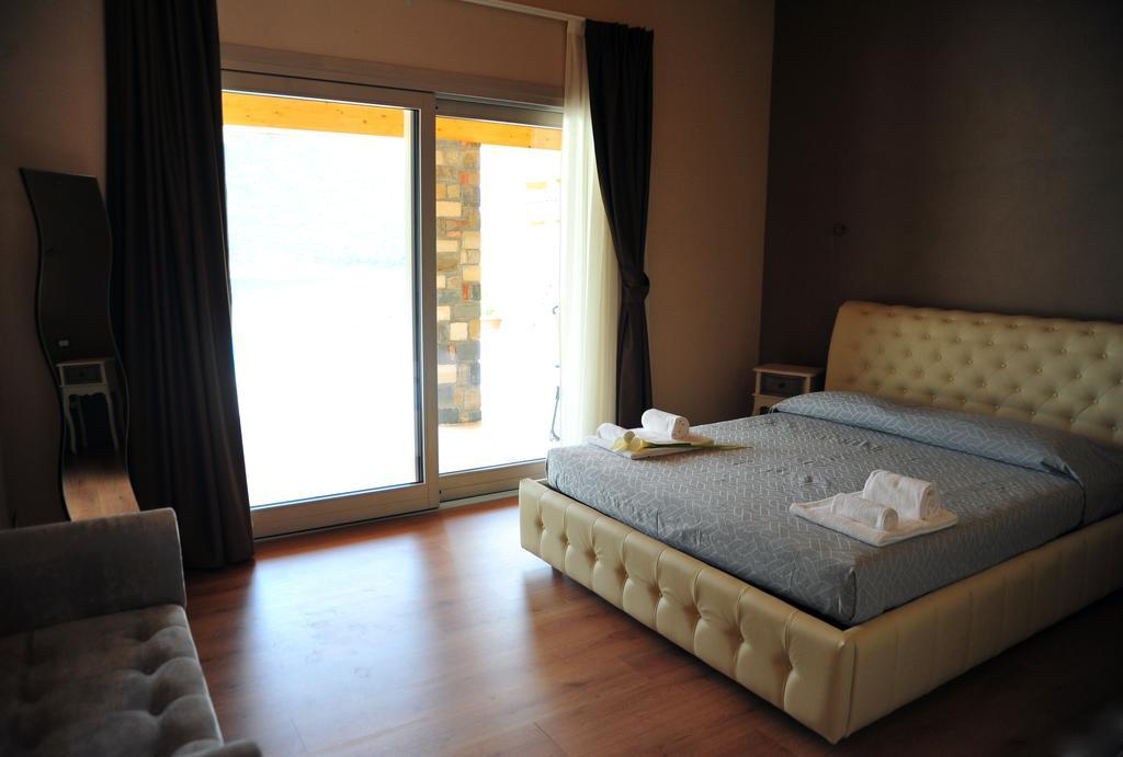 Agriturismo Le Fontane Sale Marasino Rom bilde